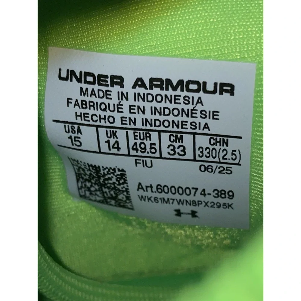 *NEW Men Size 15 Under Armour Spotlight Suede Pro MC Football Cleats Neon Green